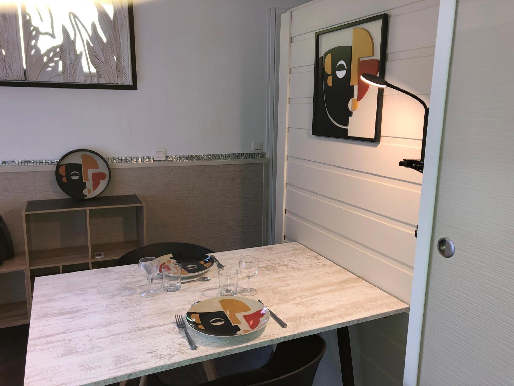 2 Pieces Independant Avec Son Jardinet Prive Hotel Borgo  Luaran gambar